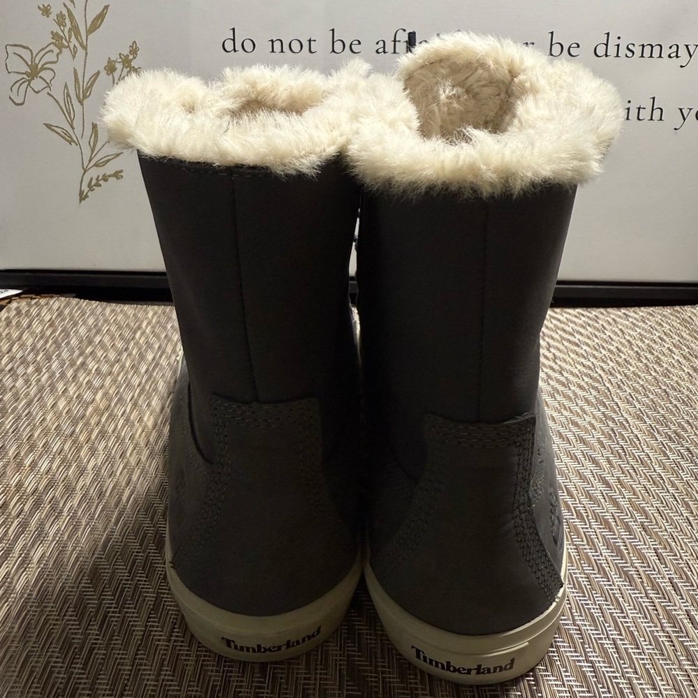 Timberland Gray Lace Up Boots with Cream Sole Women SZ 9.5 - Picture 5 of 7